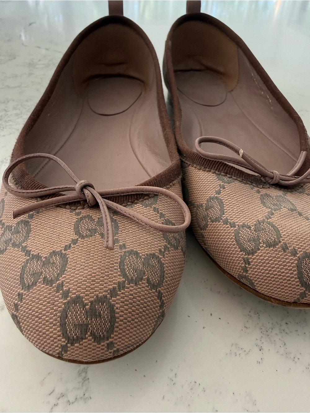 Gucci Pink GG Canvas Bow Ballet Flats size 37.5